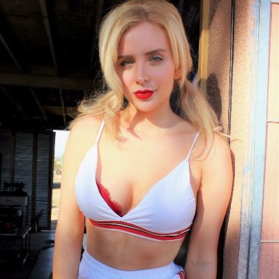 LunaaaLanie's profile picture. Private acount for Luna Lanie, and I post photos and videos on this account too.