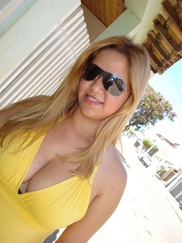E que a minha loucura seja perdoada
Porque metade de mim é amor
E a outra metade também.