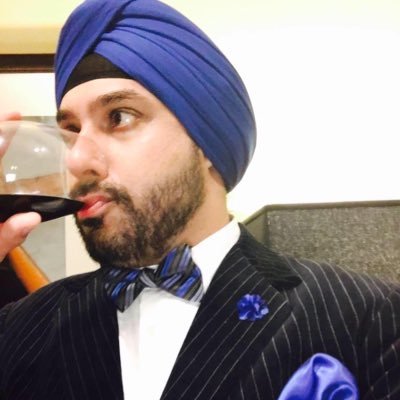 A liberal, traveler, entrepreneur, technologist, humanitarian, spiritual, foodie, cars fanatic, music & movies lover! Show some Love. 👳🏻♂️🙏 🇺🇸🇮🇳