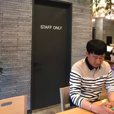 6M9CpKmjs4usiYe's profile picture. 여행