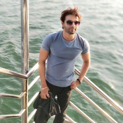 Deep_Sarani's profile picture. You're in A Relationship To be Happy  , To Smile ☺ , To
Laugh  nd To Make Memories  nd not To
Constantly be Upset  , Hurting  nd Crying  ..
