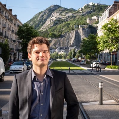 33 ans | Conseiller du Président de la Métropole de Grenoble. Citoyen engagé, écologiste, humaniste, et de gauche.