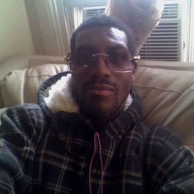 I love playing video games and making money and in love with IceSpice