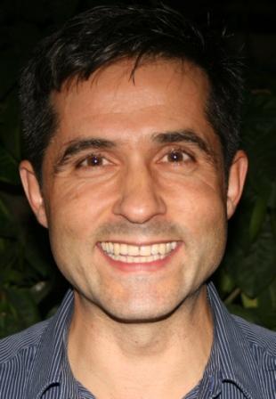 PeterMuzik's profile picture. Entrepreneur; Working for myself but not by myself. Married, one kid.
Building my and my child's financial future.