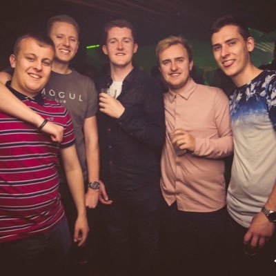 JakeShutler96's profile picture. Chairman of @thornburytownfc. Thoughts and opinions are my own. Autographs available through DM