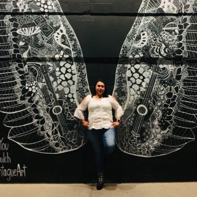 MariselHernan16's profile picture. Be Happy. Be You.