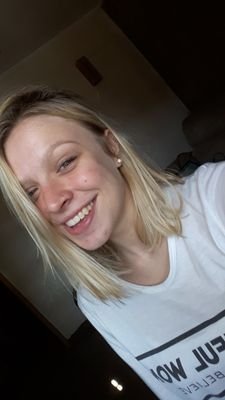 larii_lessac's profile picture. uma princesa da disney que sabe confeitar e dançar ao mesmo tempo ( segundo a minha mãe)