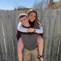 Emily Brick (@emily70085084) 's Twitter Profile