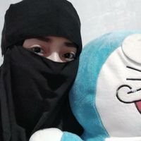 MlAlyla's profile picture. 