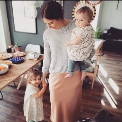Marketing Manager https://t.co/ScTyf6UYNQ | Mum to 2 girls | Love #InteriorDesign, writing and all things creative | Always supporting #FlexAppeal |