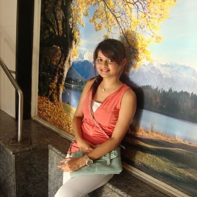 मेरा मकसद देश का विकास। मै देशभक्तों के साथ, चमचे और गद्दार दूर रहे। मेरा ट्वीट मेरी राय😊
Do not under estimate the power of common women✊