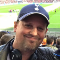 sandmandave's profile picture. North London boy, currently living in the US of A ...writer, blogger, content creator, Spurs fan, lover of political debate and hair metal.
