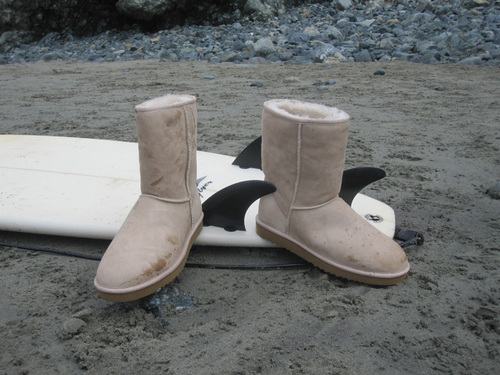 Independent and family-owned, we specialize in comfortable, brand name footwear. Our retail store, Roxanne's Birkenstock, opened in 1976.