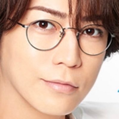 亀ちゃんの声や瞳や所作丸ごとに魅了されるけれど、 彼の人となり、その温かな人柄が1番好き💖進む歩みについて行きます💖未来永劫亀ちゃんに幸あれ❣️アラフィフhyphen💖 僕運からの応援組です。Twitter初心者🔰につき、もし失礼がありましたら申し訳ありません🙇‍♀️