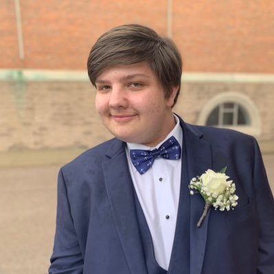 Ryan88758345's profile picture. FHS’20
gemini♊️
fhstc🤞