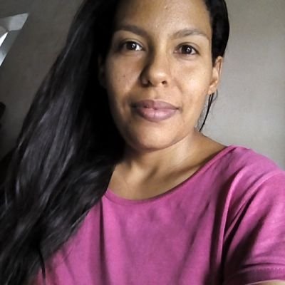 ilianamogollon's profile picture. Lcda en Edu Cs Sociales, Comunicadora Social Audiovisual, MSc en Investigación.