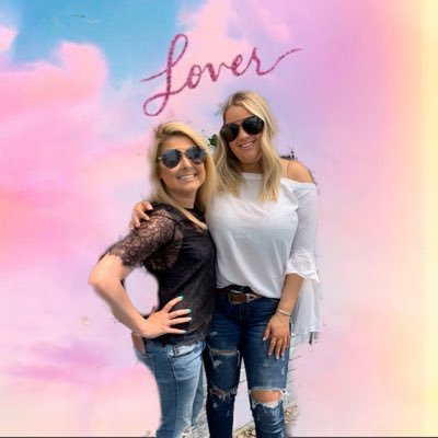 just two besties that have also been 🎶shaking it off since 🌟1989!! 🌴🦋 || @kelseyleesleek + @tiffrich22