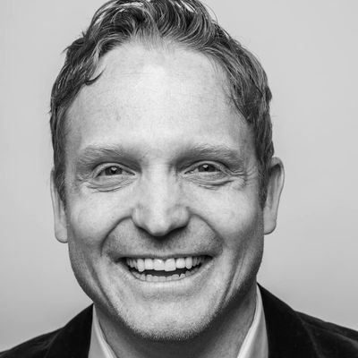 Host@TheCulturalHall #PodcastConsultant #MobileDJ
Former Co-Host on //@SiriusXM// Fmr Producer @RadioFromHell @X96 and @DeseretNews, Actor @DesertStarPlayhouse