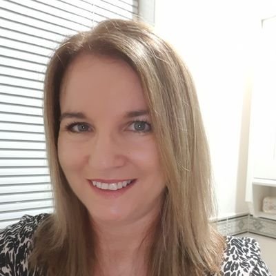 A Virtual Assistant offering administration and secretarial services to clients worldwide virtually and on-site locally.