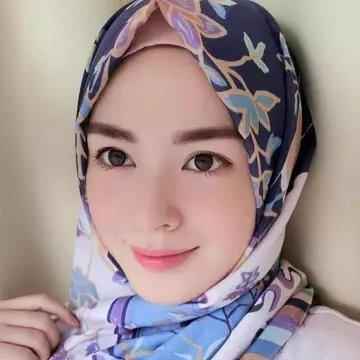 Ayana Jihye Moon
🇰🇷 Proud Korean & Muallaf
🇮🇩 Working In Indonesia.
Between Indonesia, South Korea and Malaysia
https://t.co/Fxf6LwJ9cT