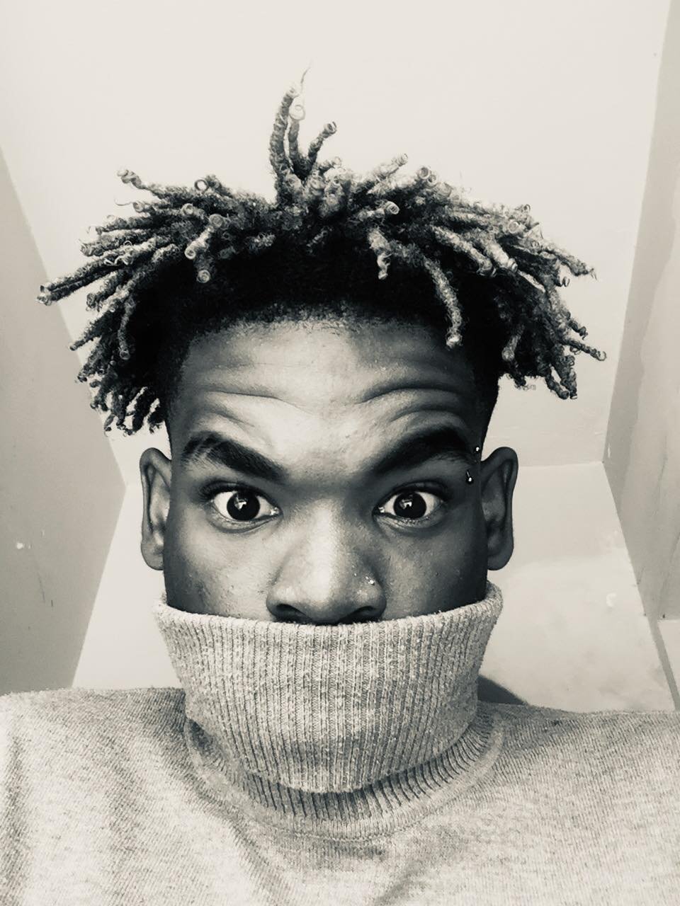 Musician
Public Figure
E.P loading
https://t.co/5oWmsGcJBR