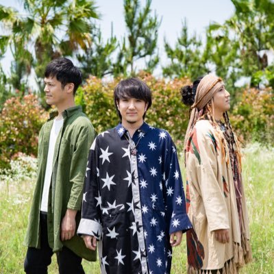 Vo&G.山崎史朗(@jerrybeans_vo) /Dr.山崎雄介(@JERRYBEANS_DRUM)/Ba.八田典之(@jerrybeans_bass)/講演ライブ〝不登校だった僕らの声〟/NPO法人好きと生きる代表/各SNSなどのリンクはこちら↓