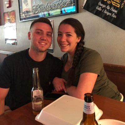 tguinan_ox's profile picture. merping& derping.