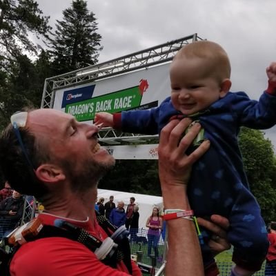 When not talking running @OBlomfield_OBT
Married to @EBWChiropractic
Insta see @oli_blomfield & @the_health_barn
#dragonslayer19