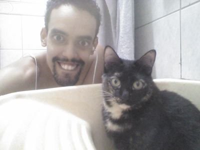 binholouco13's profile picture. ✊🏽☮️☯️🔥