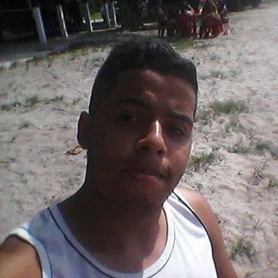 Sou um cara simpático,sou Flamenguista,tenho 19 anos,moro em São Pedro da aldeia RJ,sou solteiro e estou a procura de um trabalho