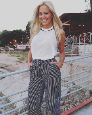 Je suis une femme Respectueuse j'aime bien la vie
