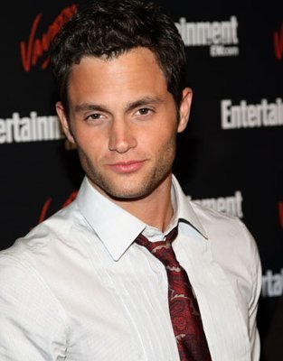 heey i'm a girl who loves penn badgley so much he's my life follow me please i follow back :D love you 3
