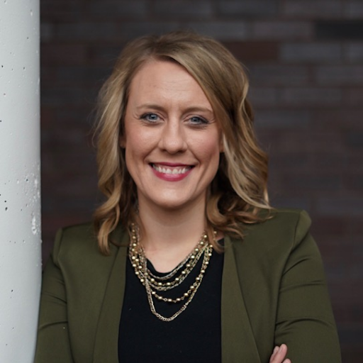 Teacher. Advanced Learning Coordinator. Professional Learning Co-Chair. Service-learning enthusiast. #UofMN Alum. Love sunshine, lakes, & logrolling.