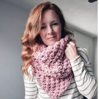 Courtney Stowe - @ginger_knots Twitter Profile Photo