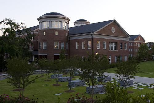 The MLC is a unique combination of library and instruction space, classrooms, the best in campus computing and instructional support for faculty.