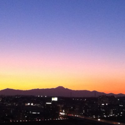 SMAP大好きなツイッター初心者です。勉強中です。失礼あったらごめんなさい。 OLしてます。 SMAP好きな方、無言フォローしてしまいます。無言フォロー歓迎です。 犬、鳥飼ってます