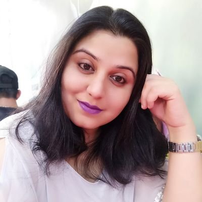 avid reader, a wanderer soul, upright, content creator @pearlsbyshakespeare