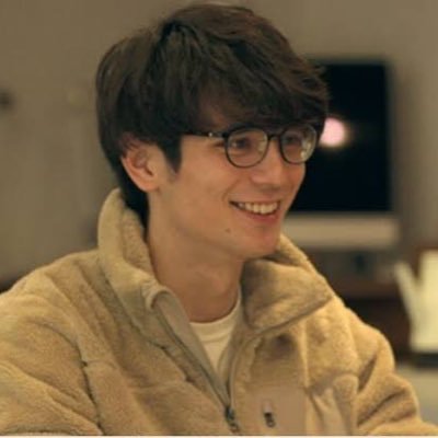 hackstudent's profile picture. 建築物と飛行機と乗り物が好き/時々映画