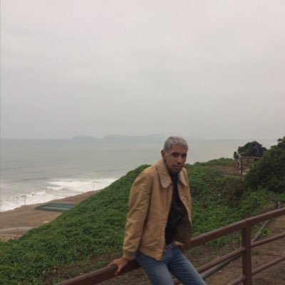 Pedbarrera's profile picture. maybe a fuck boy.