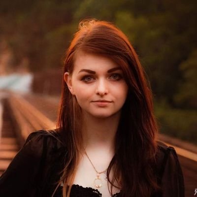 FeltFragile's profile picture. 