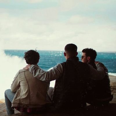 standbymejobros's profile picture. { J O N A S  B R O T H E R S } || D N C E ||
♡17.8.07|2.3.13|1.3.19 ♡ JB liked my tweet 30.4.19 ♡ Kev liked my tweet 4.7.16 ♡
♡ DNCE liked my tweet 14/30.9.16 ♡