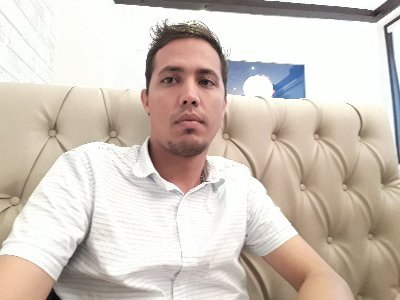 Periodista de https://t.co/y1O3S3dlPP. 
Encargado de prensa de la Asociación de Fútbol de Cuba.