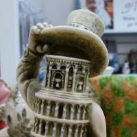 Tat Trove (Charity Shops Out of Context)(@TatTrove) 's Twitter Profile Photo