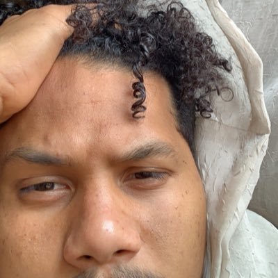 Find someone to do dope shit with