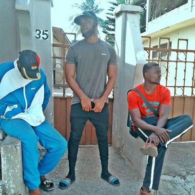 #i tweet what my heart ❤feels..#📩 55apagya@gmail.com# 📲 233264024277# S.C Khojosnouch #thug life till i die#HALA MADRID