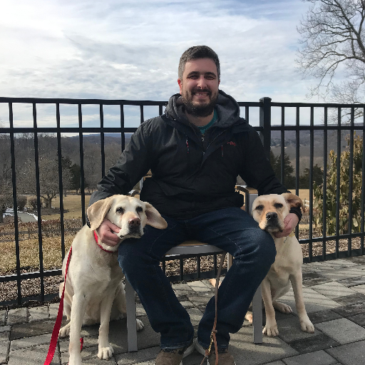 Software engineer on amazon Books and Retail accessibility team. Enjoy reading, traveling, bbq, the outdoors, and playing the sax.