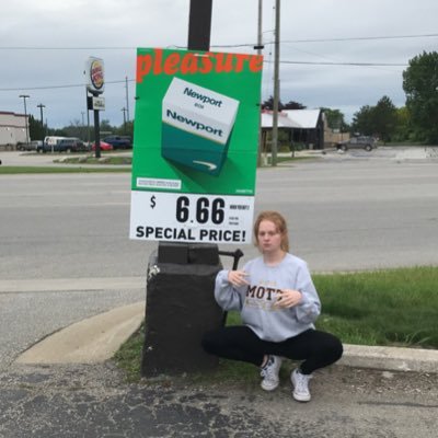 ashleywiee's profile picture. 