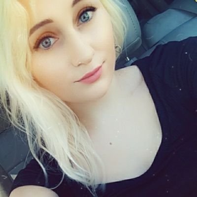 Youtuber_AE's profile picture. Just a girl trying to make her dream of meeting BTS come true 💕