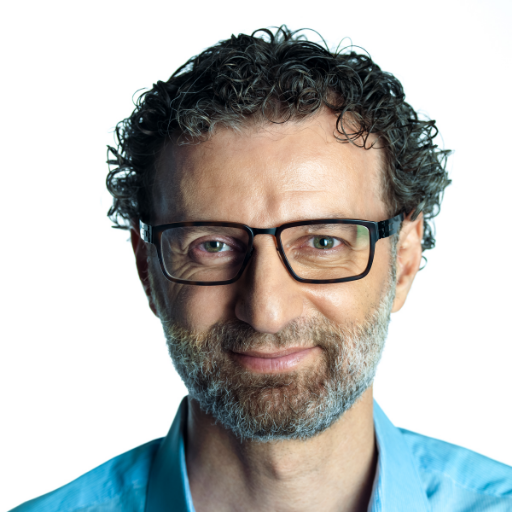 Strategy Director of Marmot inc. - a marketing, online consultancy & Blogger Outreach Network to create emotional connections in a multichannel world