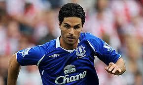 Spanish midfielder playing for Everton